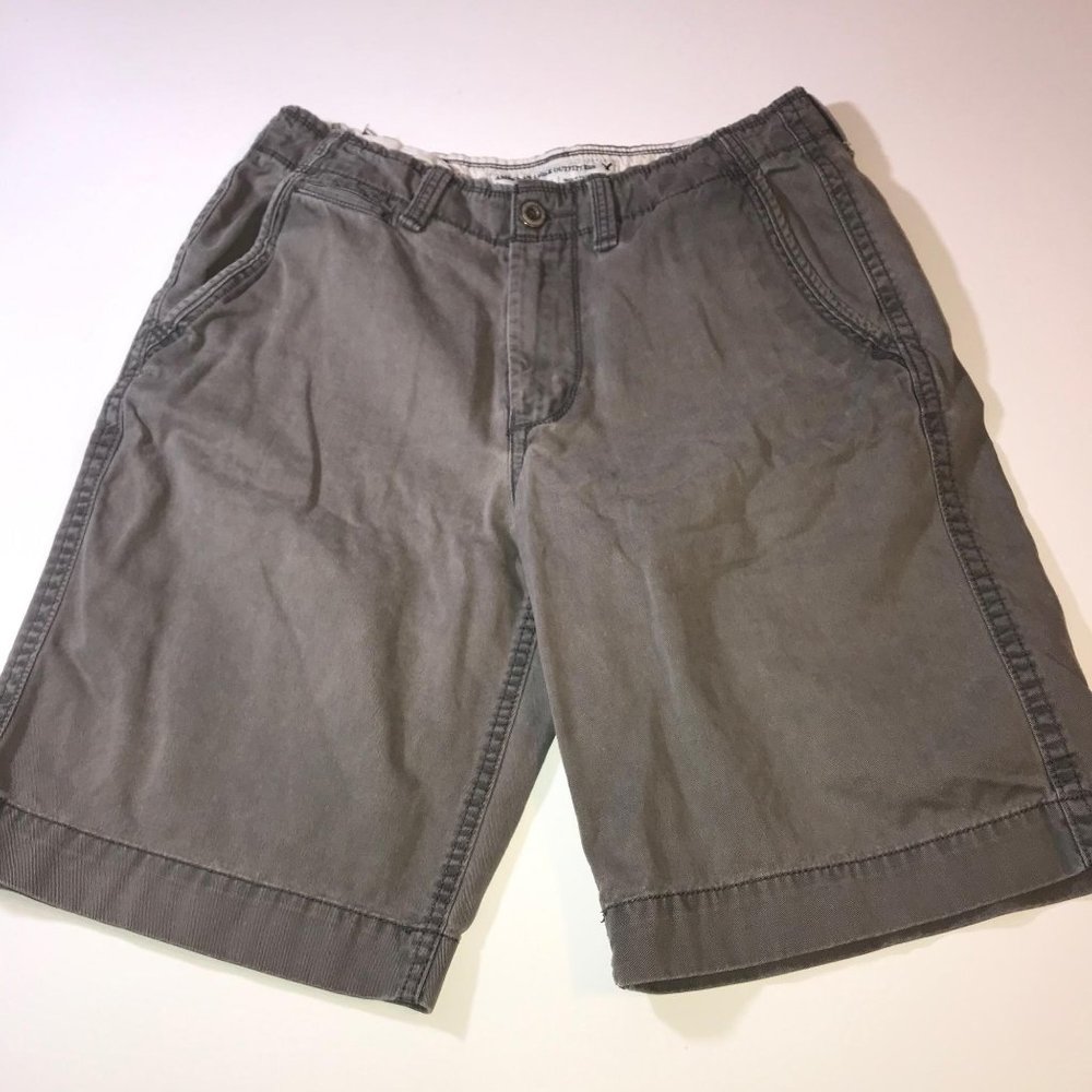 American Eagle Men’s Gray Cargo Shorts